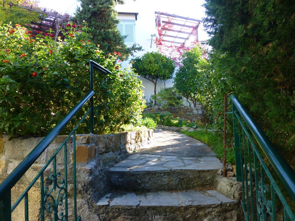Efterpi Apartment Myrina Exterior foto